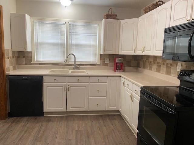 3020 S Norton Avenue — photo 8