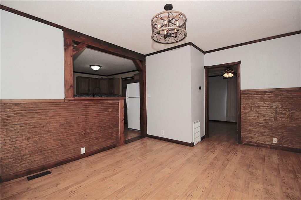 103 E 3rd Avenue — photo 10