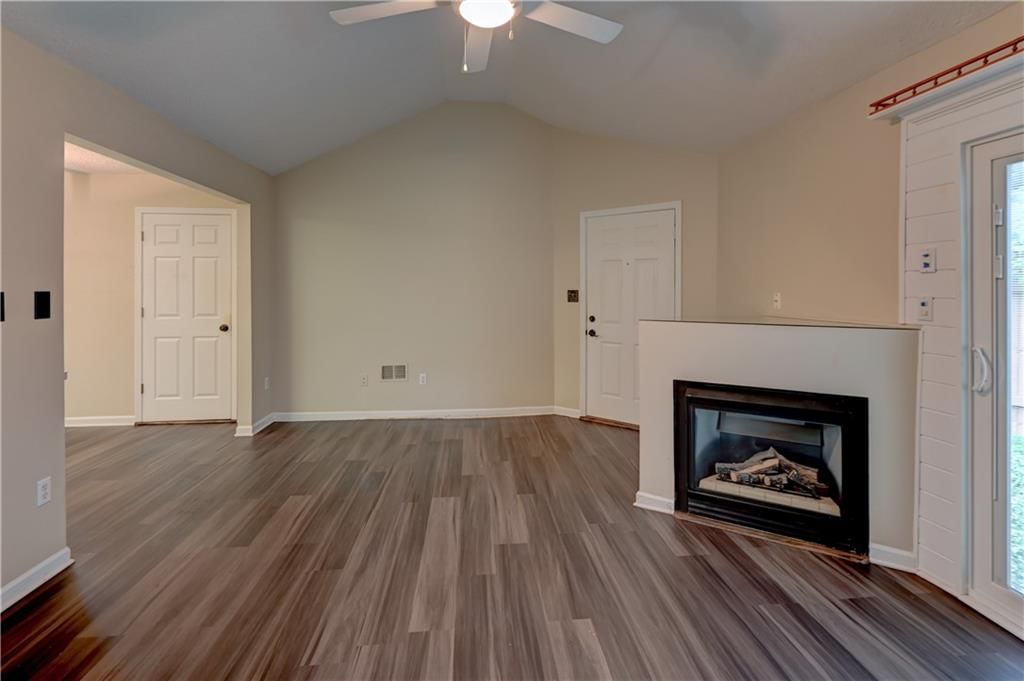 1429 Birdseye Court — photo 9