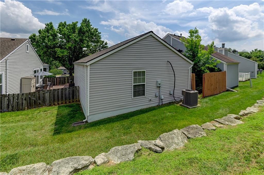 1429 Birdseye Court — photo 32