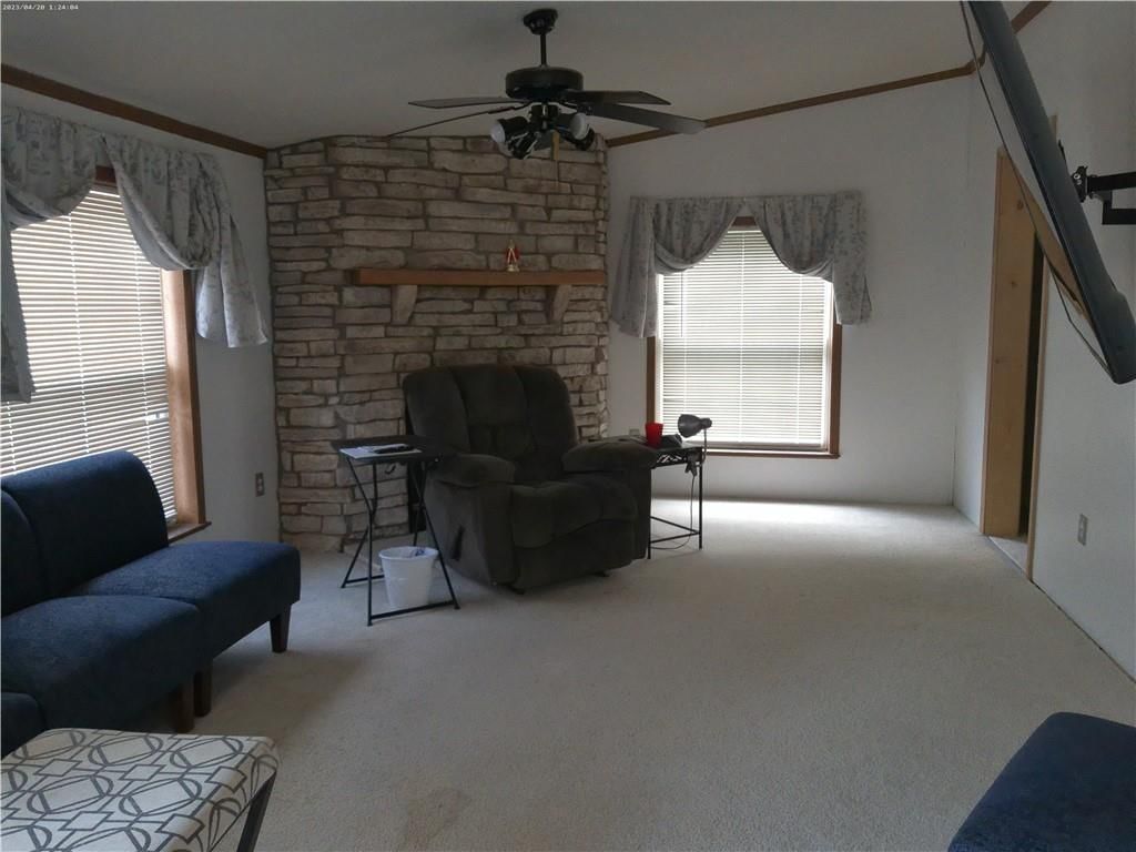 320 W South Street — photo 6