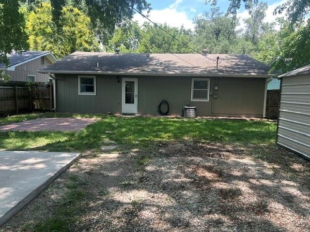 328 Lyon Street — photo 21