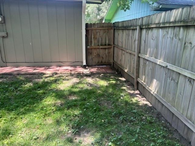 328 Lyon Street — photo 23