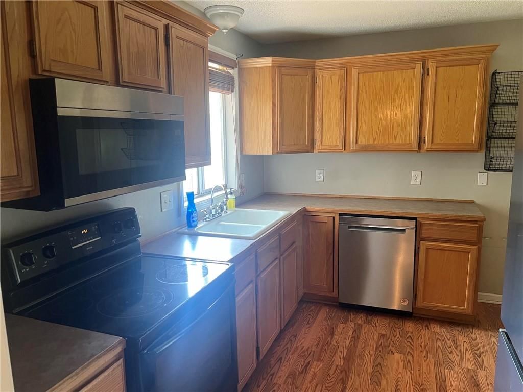 9307 Oakland Avenue — photo 2