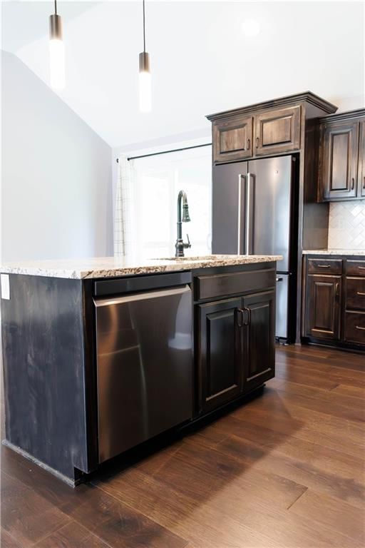 8815 W Longview Parkway — photo 9