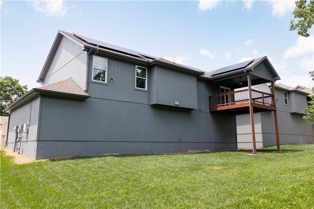 8815 W Longview Parkway — photo 32