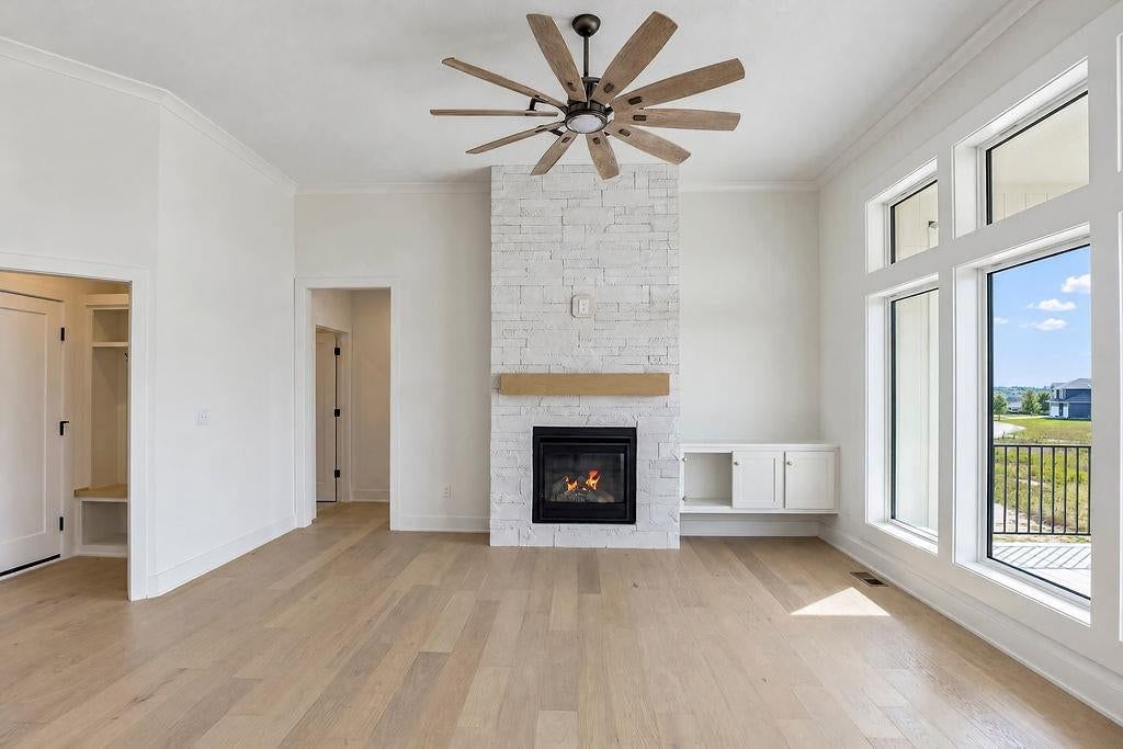 25995 W 140th Street, Olathe, KS: listing photo 2
