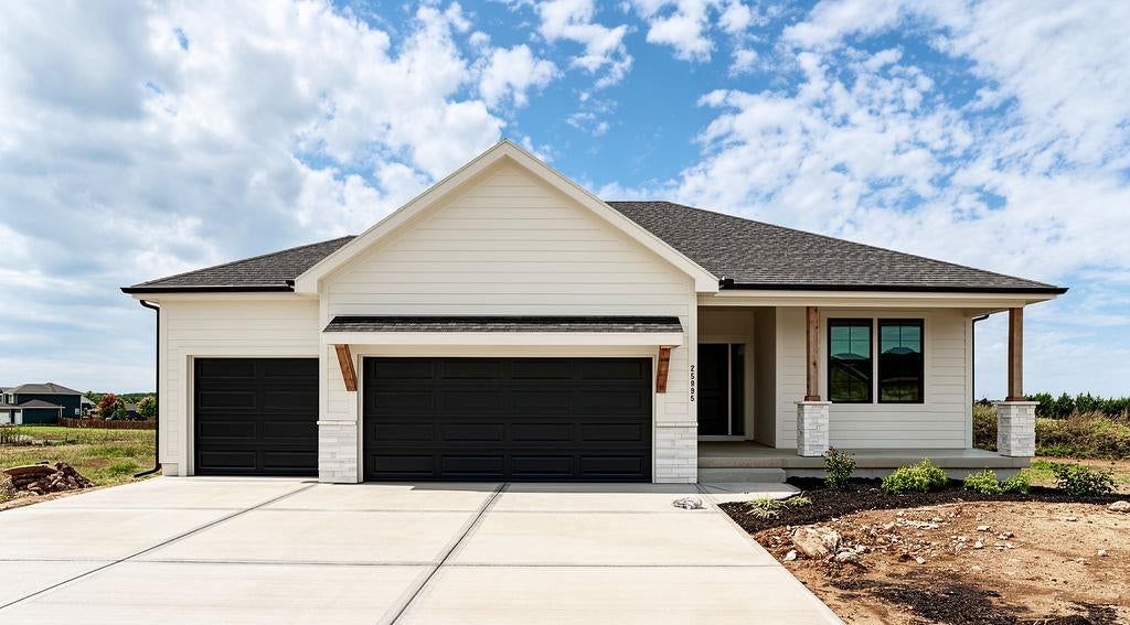 25995 W 140th Street, Olathe, KS