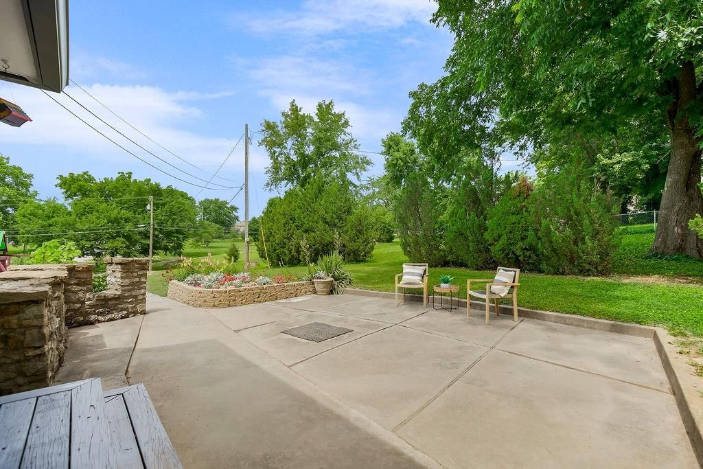 5475 Clare Road — photo 33