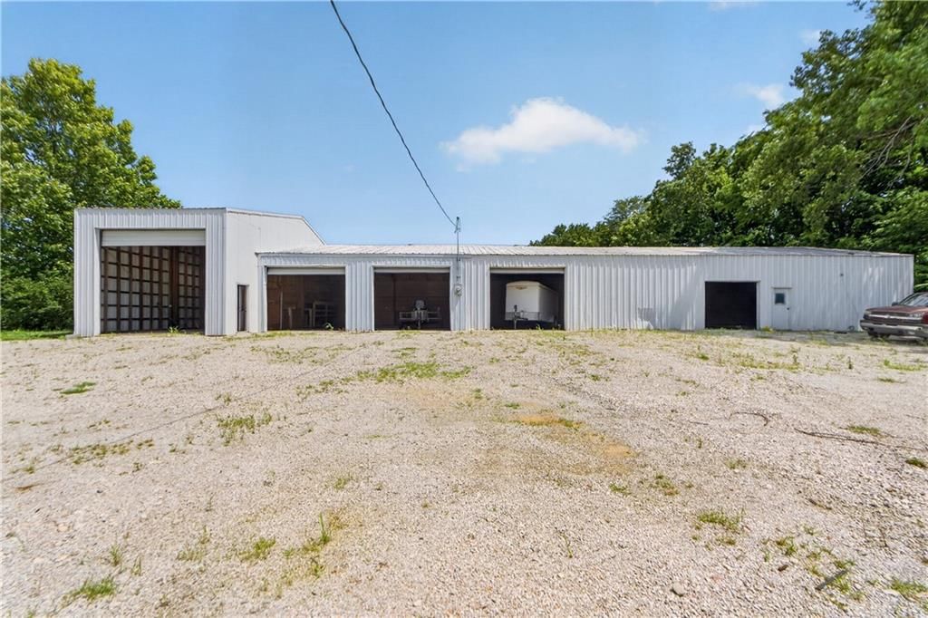 15526 Evans Road — photo 93