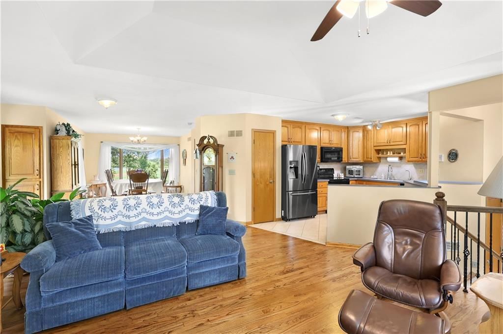 25408 E Orient Cemetery Road — photo 4
