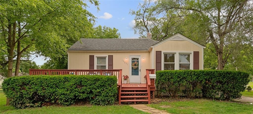 13201 E 39th Street S, Independence, MO