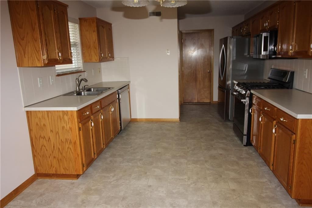 17009 E 46th Street Court S — photo 10