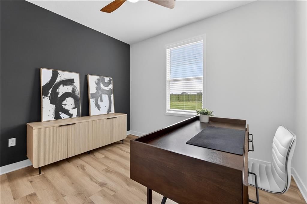 18702 Theden Street — photo 21