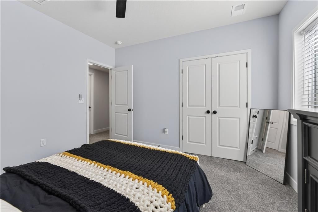 18702 Theden Street — photo 36