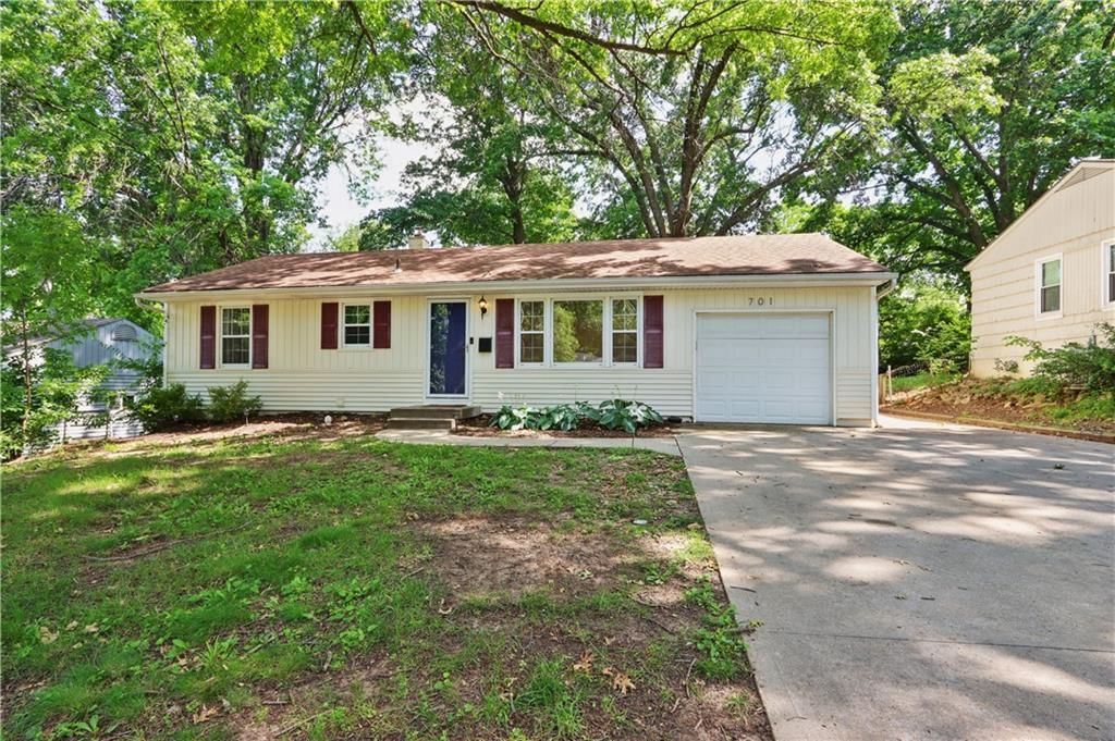 701 W 91st Street, Kansas City, MO