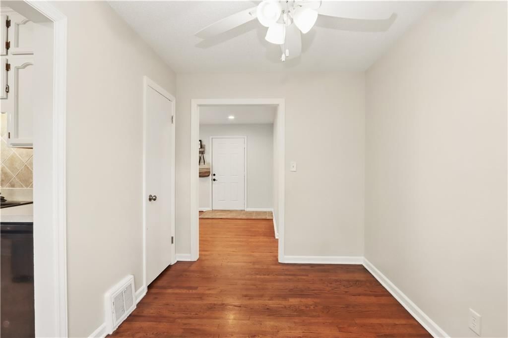 701 W 91st Street — photo 7