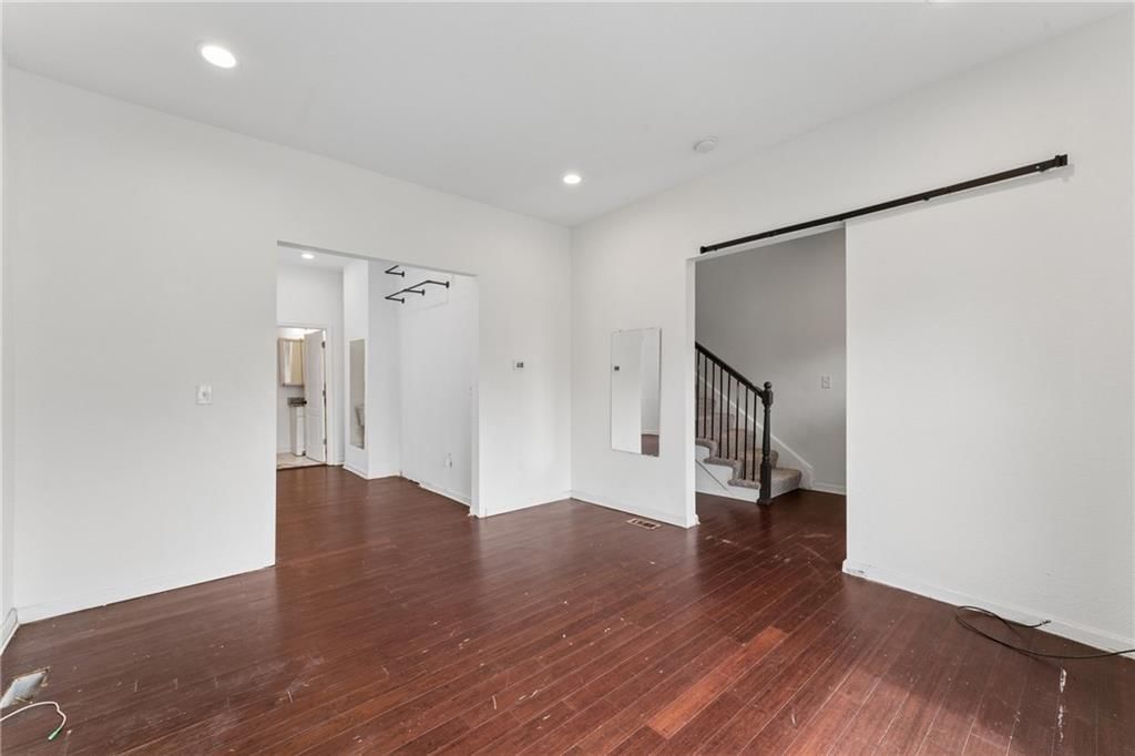 24 S 11th Street — photo 11