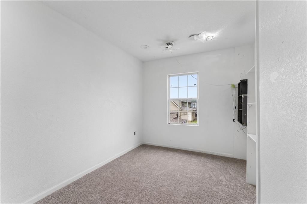 24 S 11th Street — photo 38