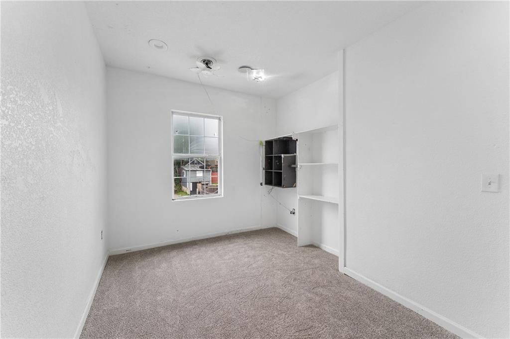 24 S 11th Street — photo 39
