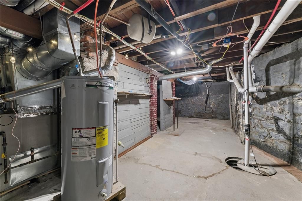 24 S 11th Street — photo 42