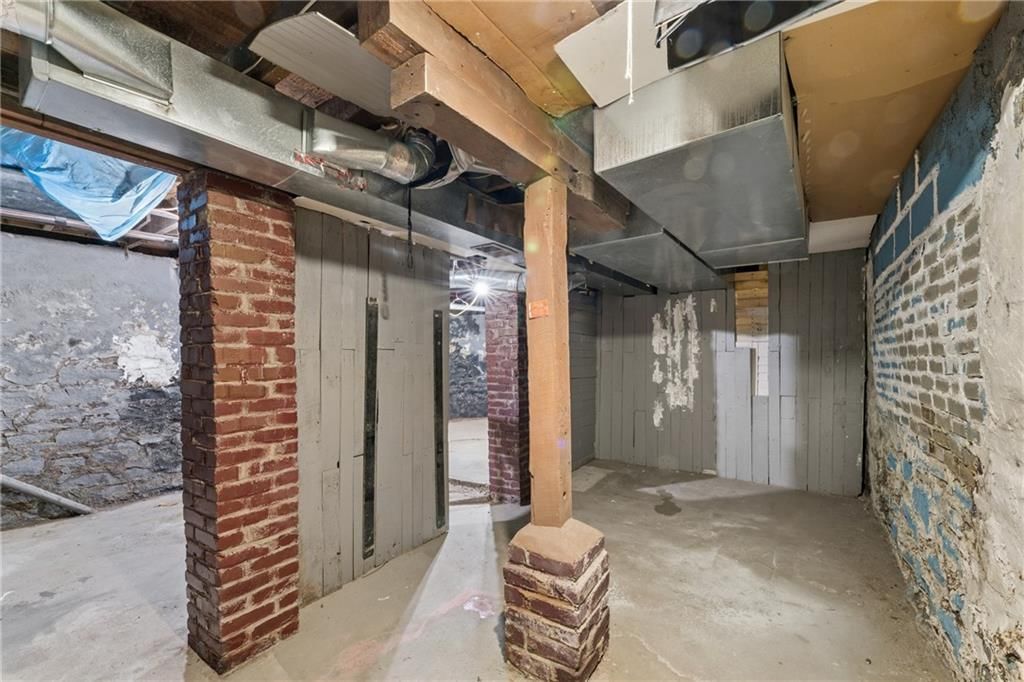 24 S 11th Street — photo 44
