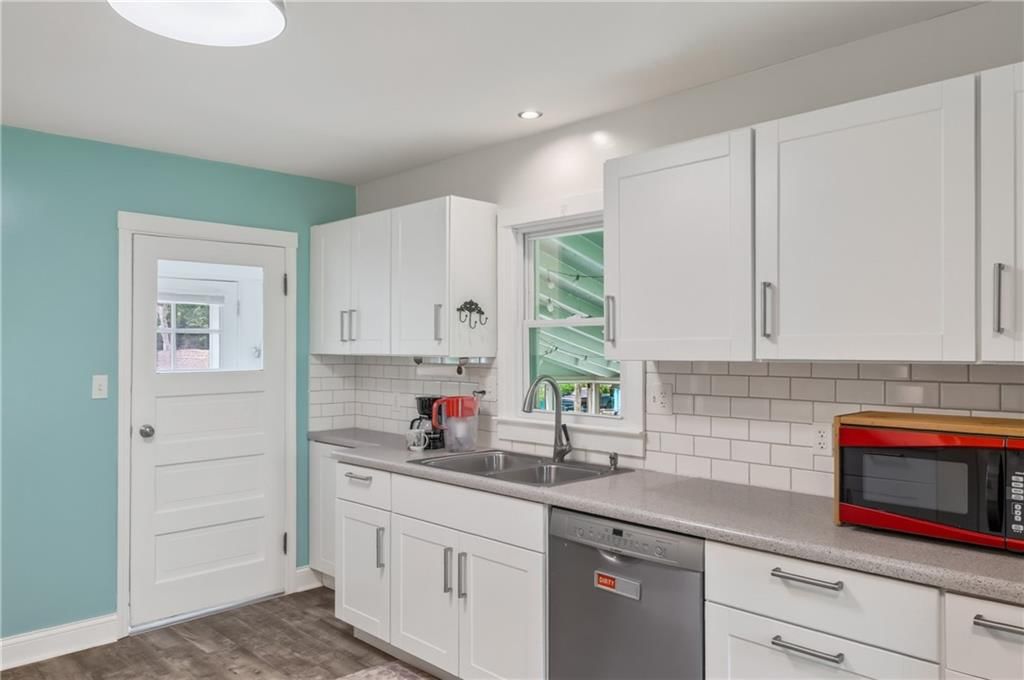 918 N Claremont Street — photo 19