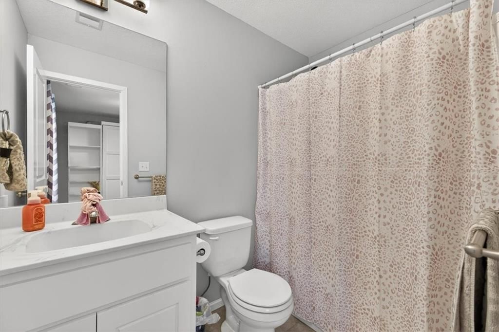 4401 NE Gateway Drive — photo 41
