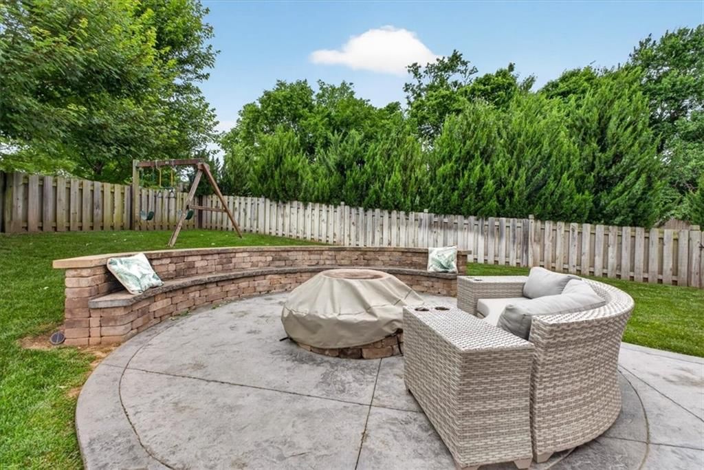 4401 NE Gateway Drive — photo 56
