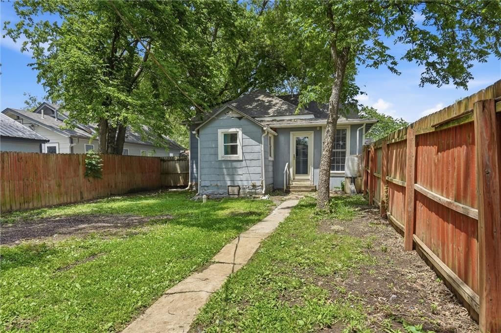 901 Pacific Avenue — photo 23