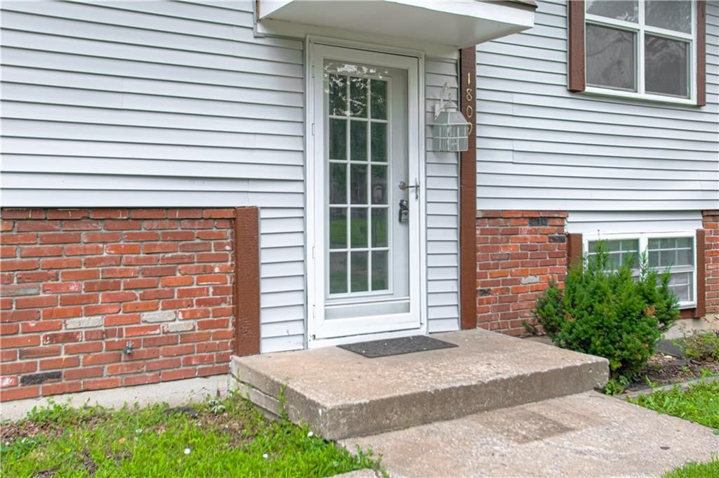 1809 SE Abbey Street — photo 2