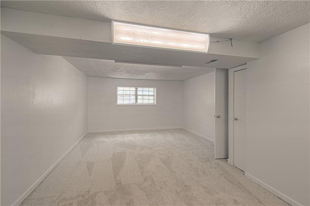 1809 SE Abbey Street — photo 27