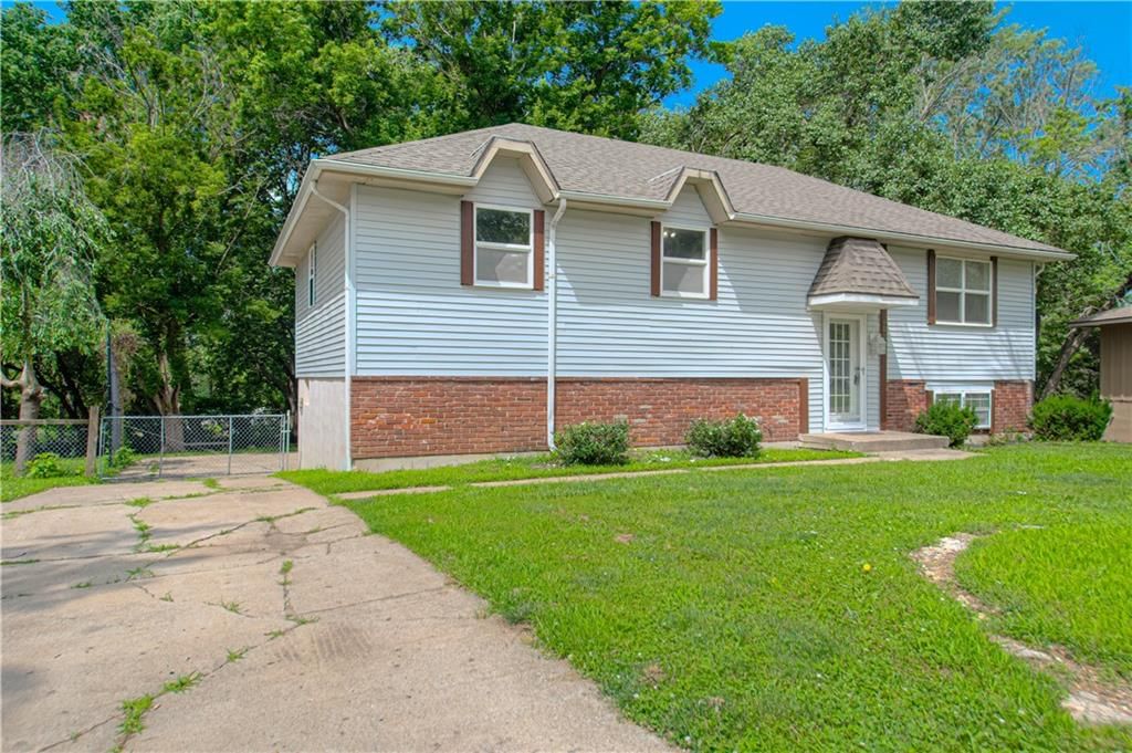 1809 SE Abbey Street — photo 41