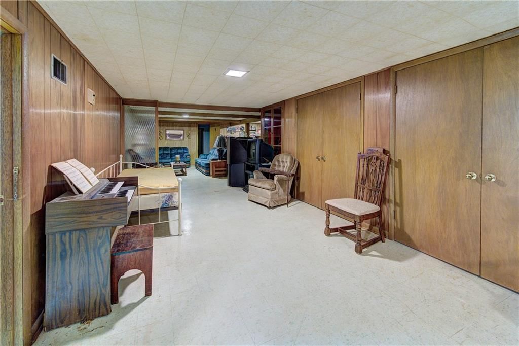 3630 S Forest Avenue — photo 33