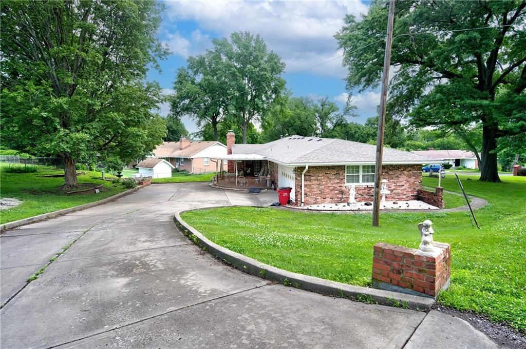 3630 S Forest Avenue — photo 42