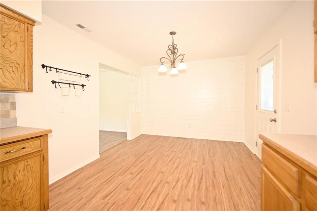 118 Town Court Circle — photo 16
