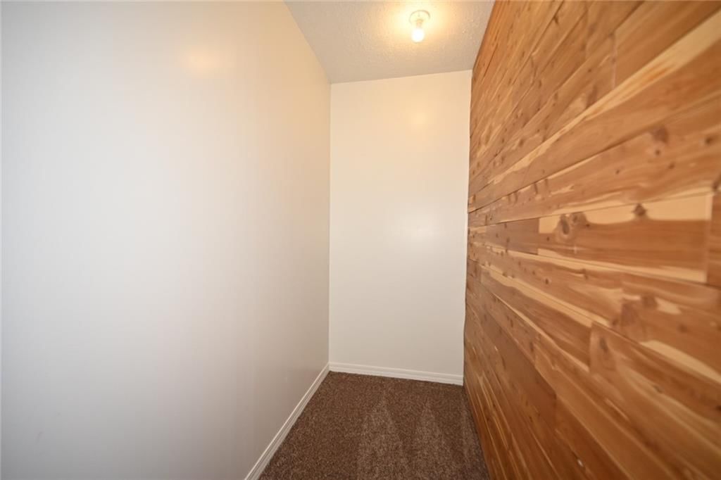 118 Town Court Circle — photo 24