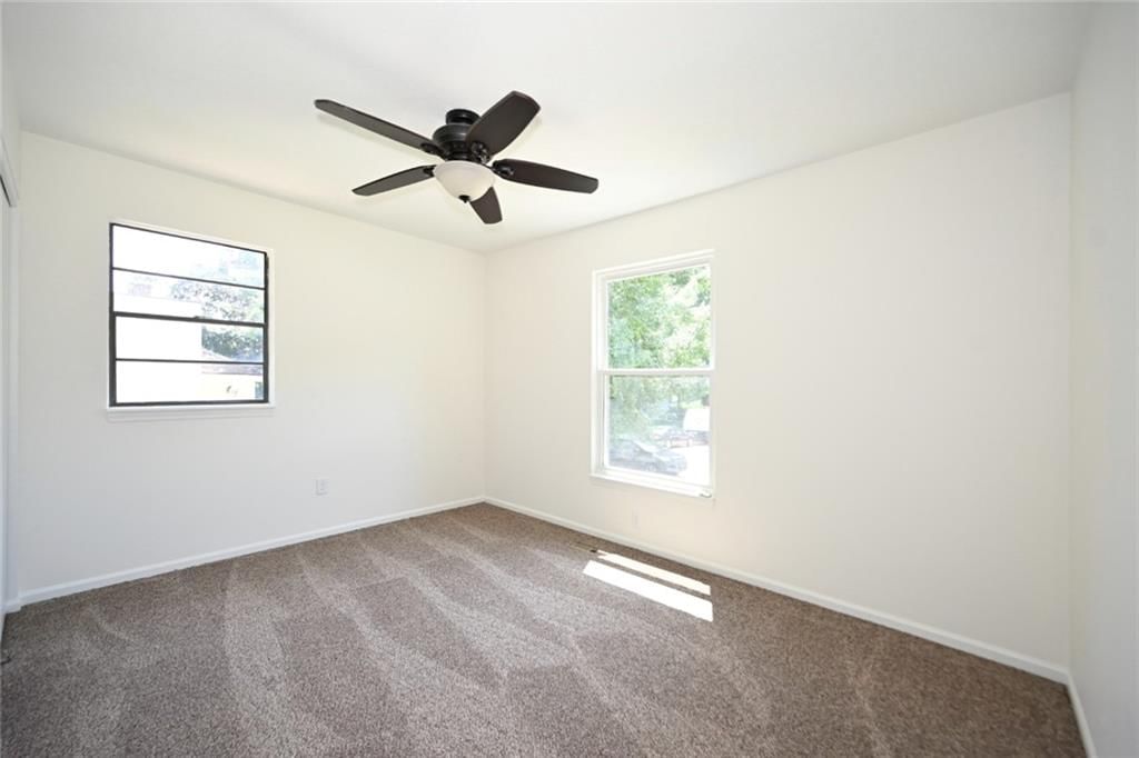 118 Town Court Circle — photo 31