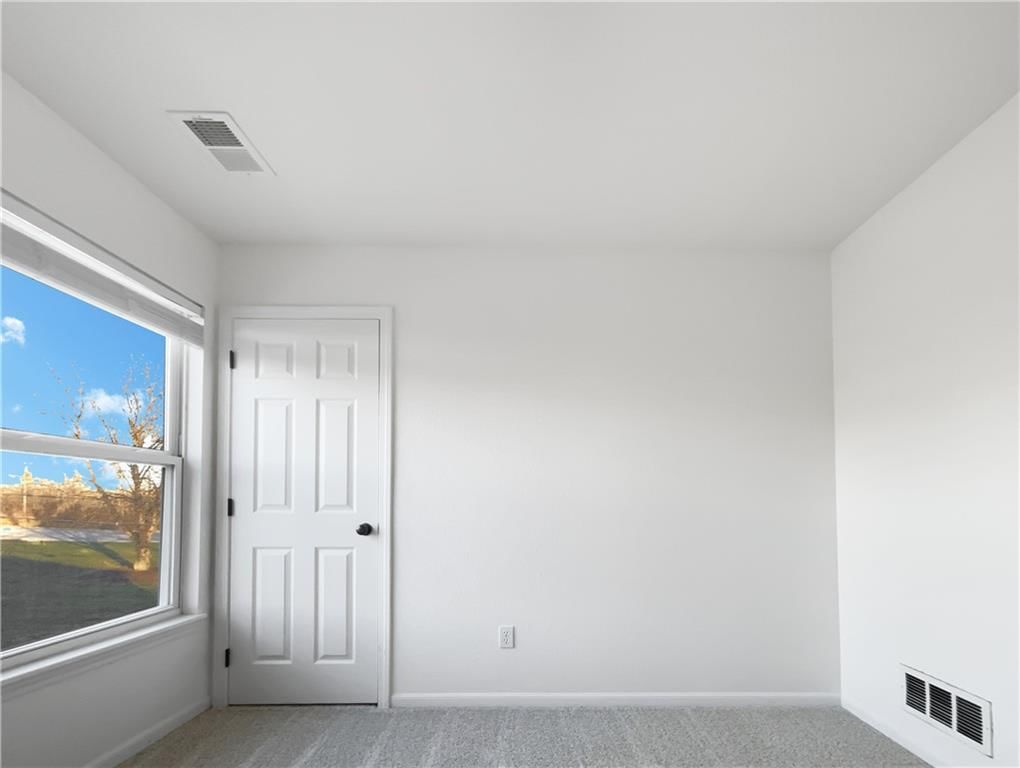 12202 N Highland Avenue — photo 10