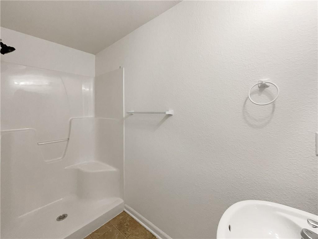12202 N Highland Avenue — photo 16