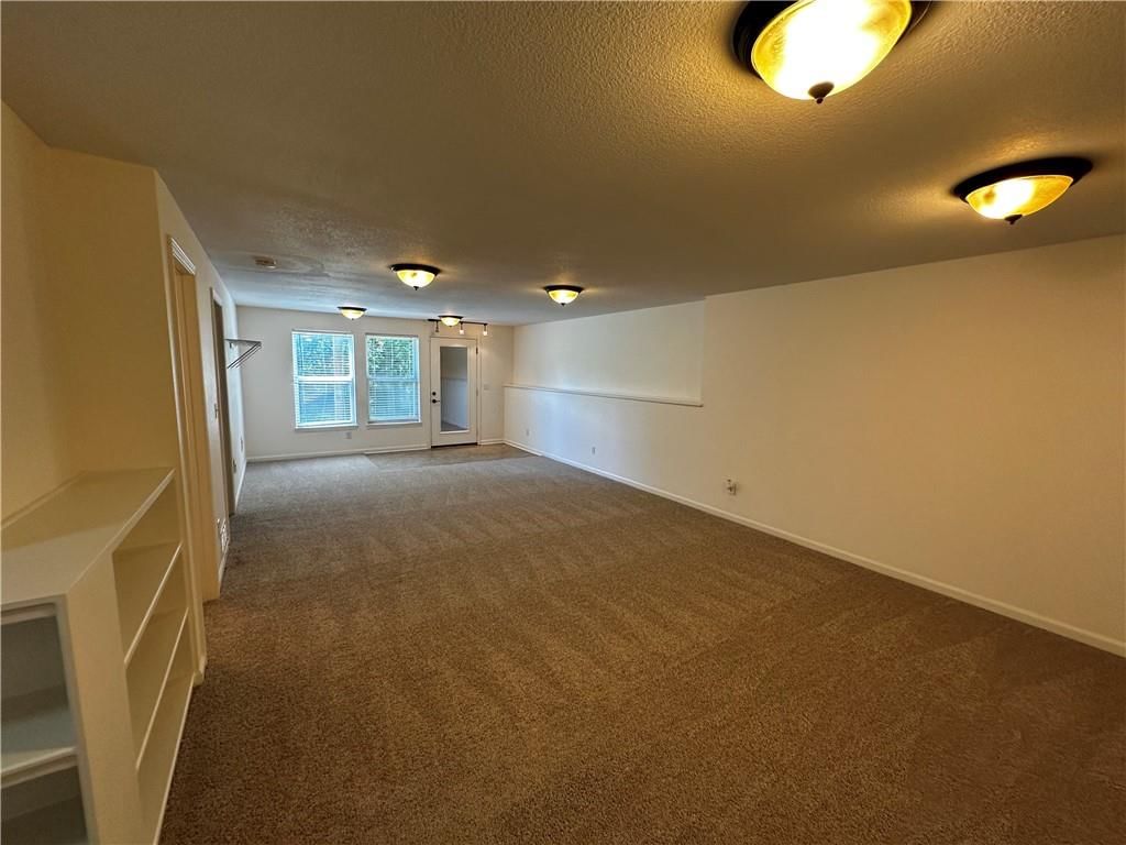 12202 N Highland Avenue — photo 20