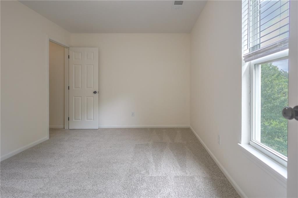 12202 N Highland Avenue — photo 57