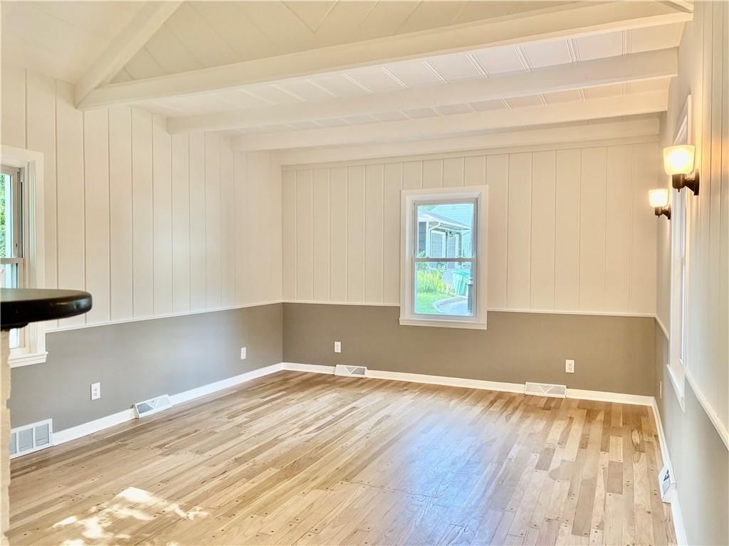 2500 W 47th Terrace — photo 8
