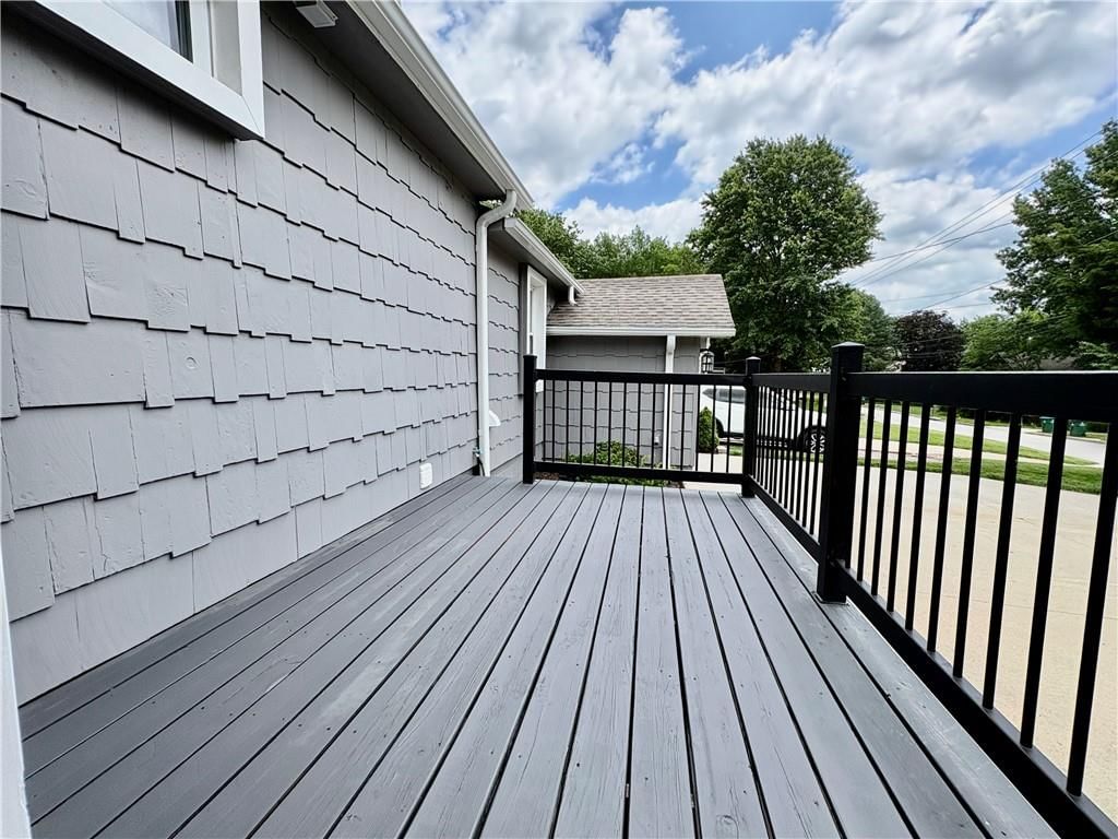 2500 W 47th Terrace — photo 13