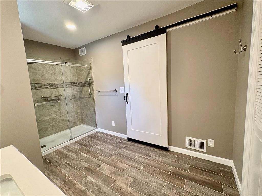 2500 W 47th Terrace — photo 17