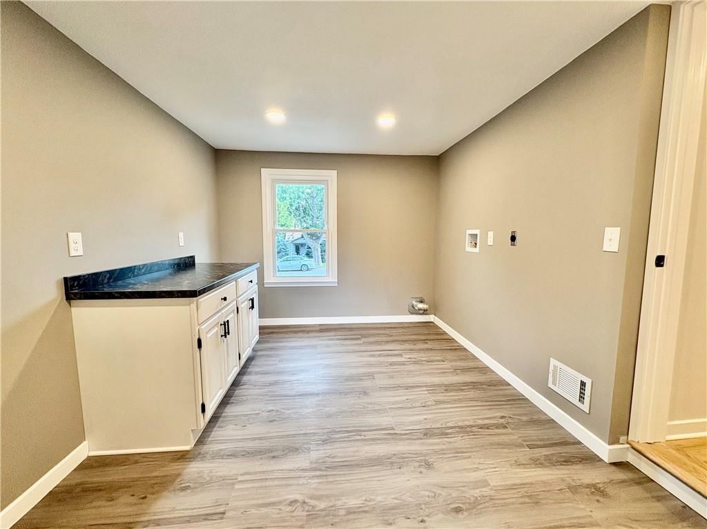 2500 W 47th Terrace — photo 27