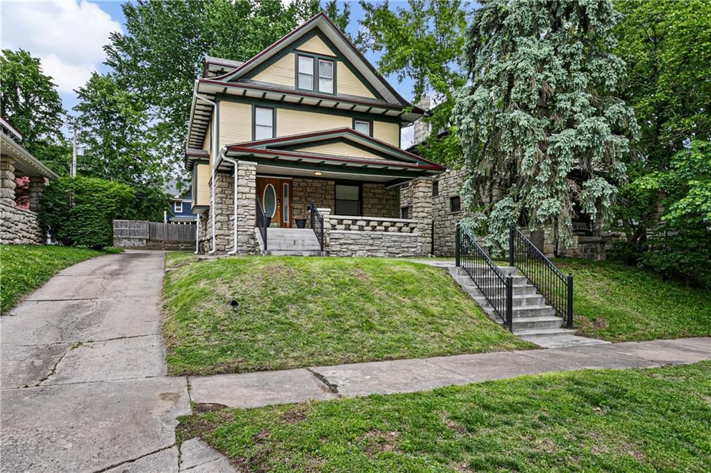 3527 Kenwood Avenue — photo 2
