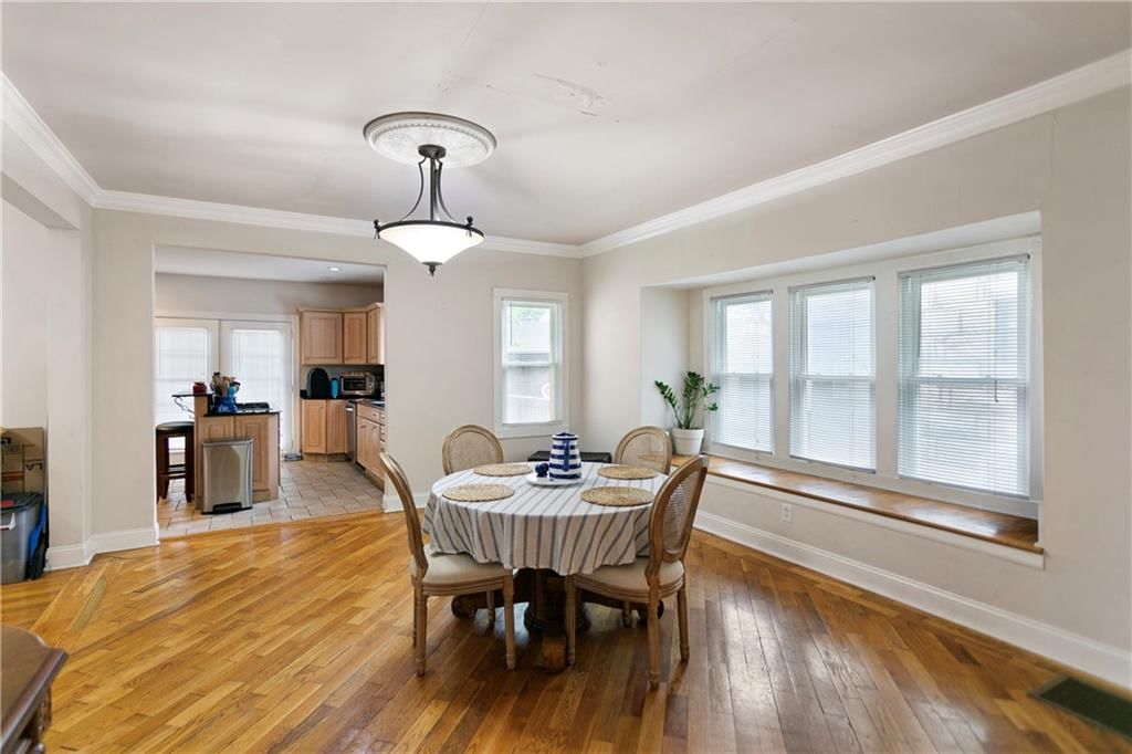 3527 Kenwood Avenue — photo 8