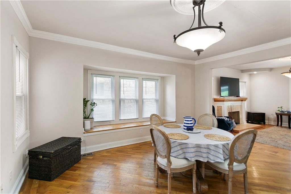 3527 Kenwood Avenue — photo 9