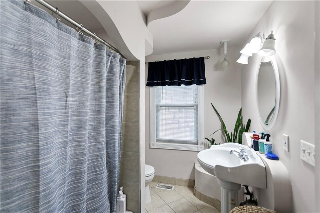 3527 Kenwood Avenue — photo 16